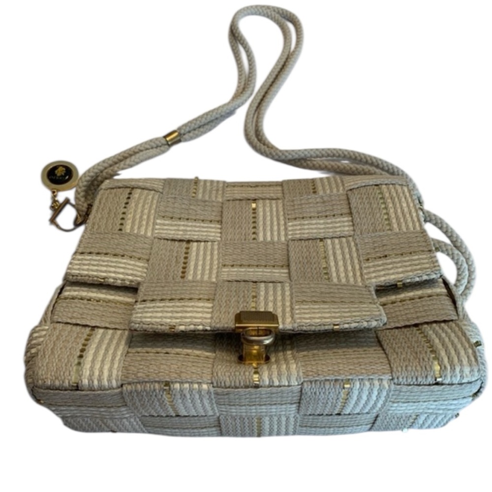 Aldolfo Purse